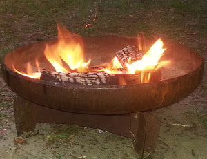 Yagoona Yabbi Outdoor Fire Pit with fire burning - HotFirePits Australia 