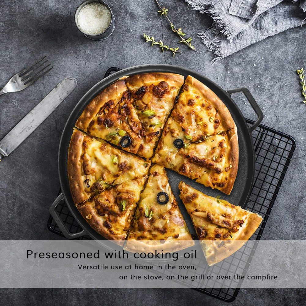 Pizza sliced into eight pieces on a pan with text about seasoning options.