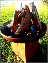 Load image into Gallery viewer, Yagoona Goanna Outdoor Fire Pit alight 
