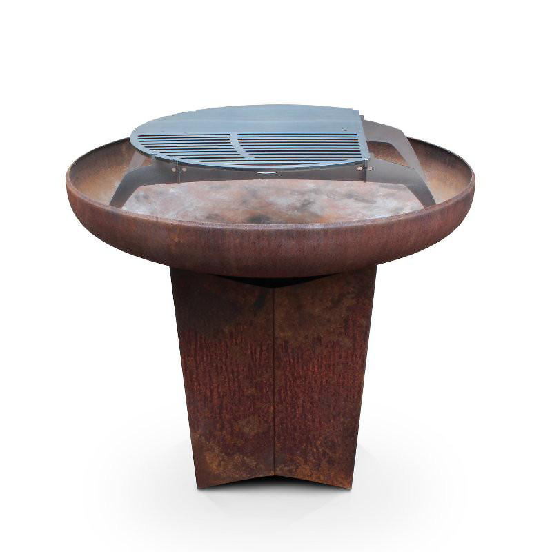 Yagoona Barramundi BBQ grill and rust coloured goanna fire pit Australia with a white background.