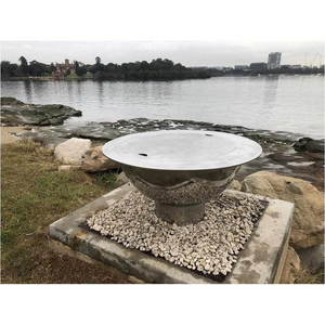 The Teppanyaki Stainless Steel Fire Pit and plate with lid